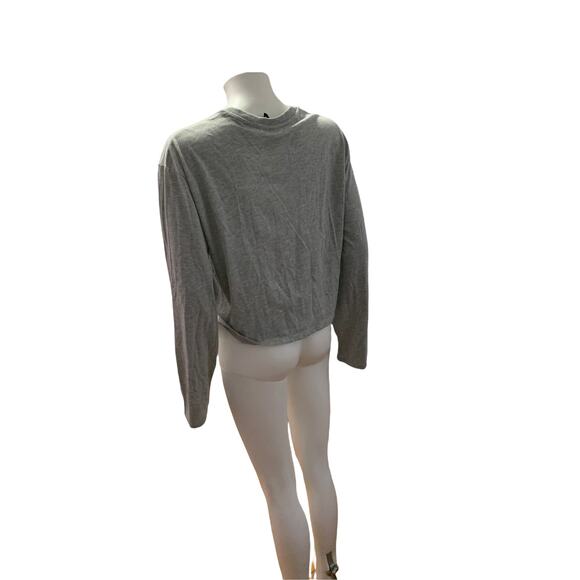 H&M Divided Grey Floral Embroidered Print Long Sleeve Basic Cropped Tee - Picture 3 of 7